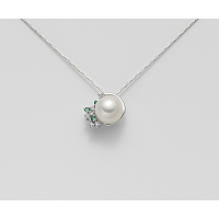 Mikiko Necklace with Diamonds and Emeralds
