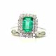 Ring with emerald 7 x 5 ct. 0.97 and diamonds